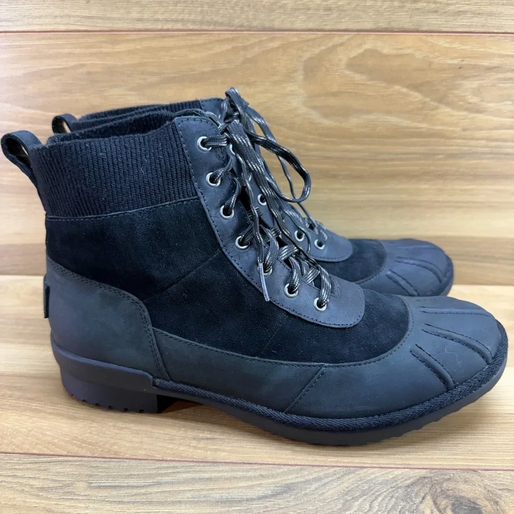 UGG Cayli Duck Ankle Boots Womens 8.5 Black Waterproof Lace Up Outdoor